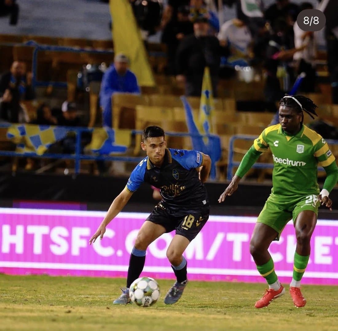 Jack Singer in match action for Las Vegas Lights FC